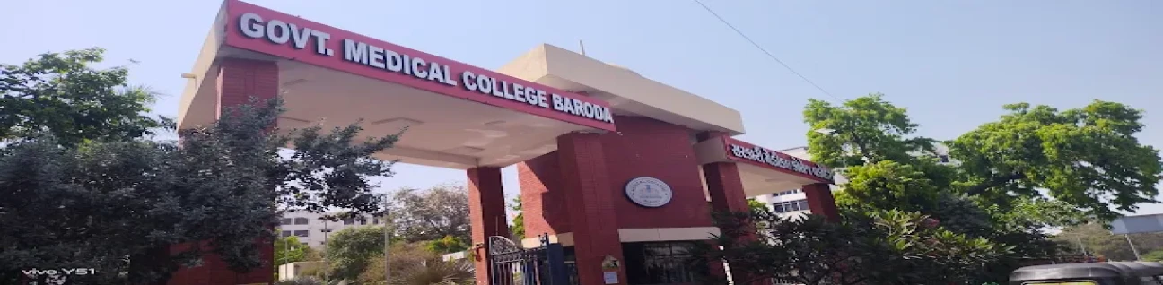 Medical College, Baroda image